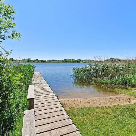 Holiday home Doppelhaushaelfte Blankensee